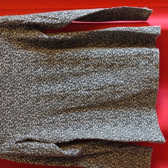 E.L.I. Women's S Long-Sleeve Top - Picture 7 of 15